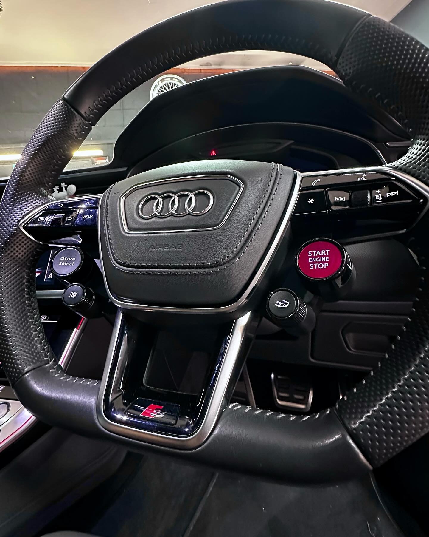 Image gallery marquee