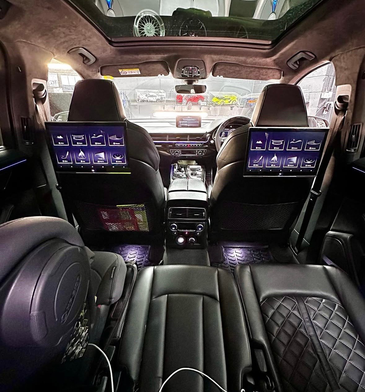 Rear Seat Entertainment Screens (Pair) - Image 3